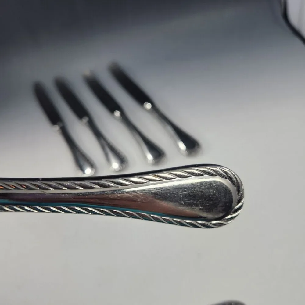 ONEIDA Set 2 Dinner Knives BELMONT LYONS Stainless Flatware Solid Knife